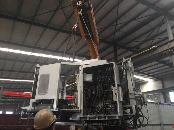 保障設備搬運時裝卸作業安全