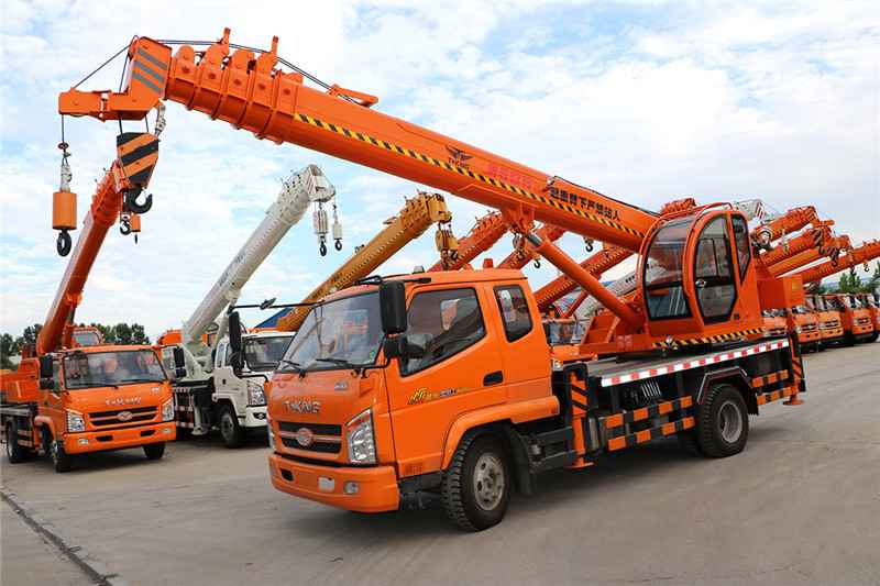 微型起重機(jī)在設(shè)備搬運(yùn)行業(yè)方面有哪些重要運(yùn)用 微型起重機(jī)在設(shè)備搬運(yùn)行業(yè)方面有哪些重要運(yùn)用